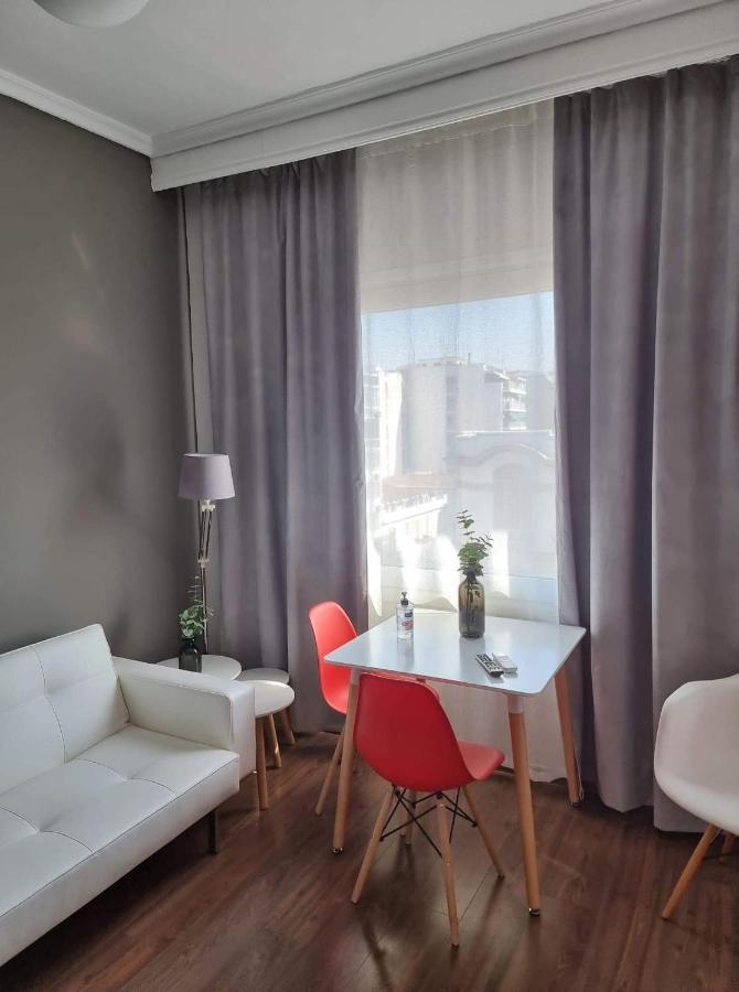 Red Rooms Tsimiski 60 Tesalonika Bagian luar foto