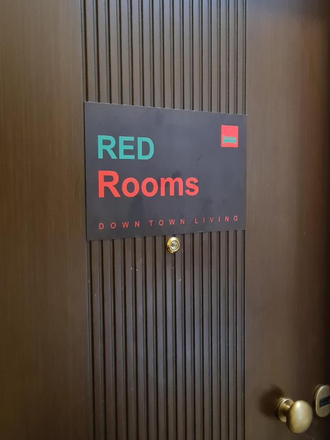 Red Rooms Tsimiski 60 Tesalonika Bagian luar foto