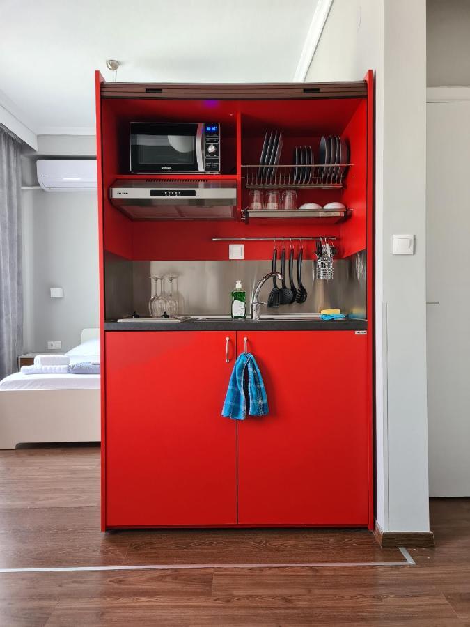 Red Rooms Tsimiski 60 Tesalonika Bagian luar foto