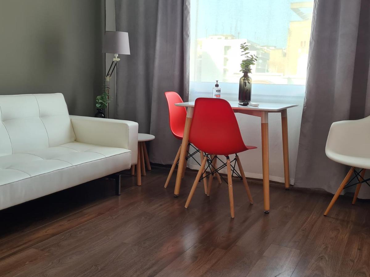 Red Rooms Tsimiski 60 Tesalonika Bagian luar foto