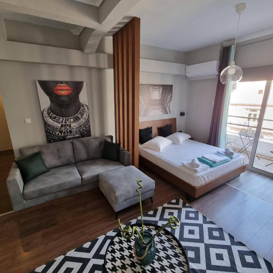 Red Rooms Tsimiski 60 Tesalonika Bagian luar foto