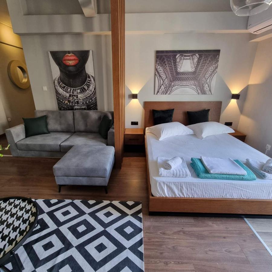 Red Rooms Tsimiski 60 Tesalonika Bagian luar foto